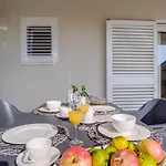 Exclusive Milahomes By The Sea, Boot Mooring And Private Parking * Mali Lošinj
