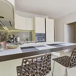 Apartament Exclusive Milahomes By The Sea, Boot Mooring And Private Parking