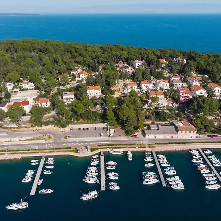 Exclusive Milahomes By The Sea, Boot Mooring And Private Parking Apartment
