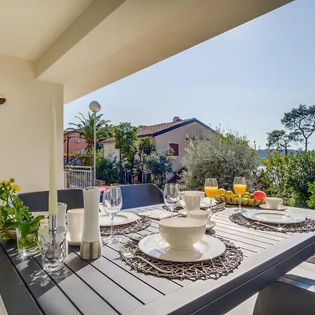 Exclusive Milahomes By The Sea, Boot Mooring And Private Parking