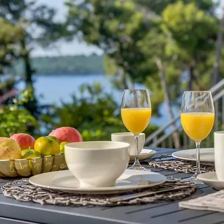 Exclusive Milahomes By The Sea, Boot Mooring And Private Parking Daire *