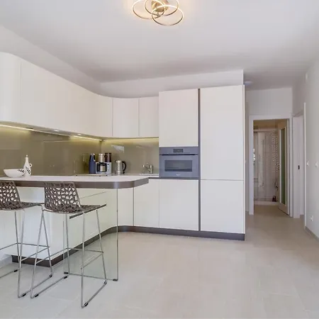Apartment Exclusive Milahomes By The Sea, Boot Mooring And Private Parking