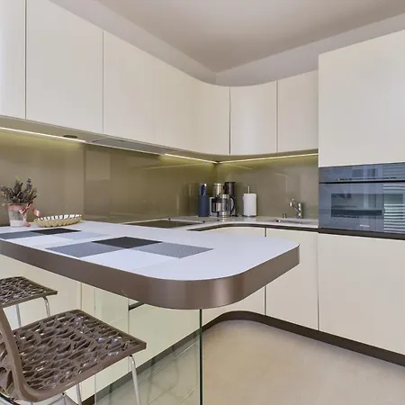 Exclusive Milahomes By The Sea, Boot Mooring And Private Parking