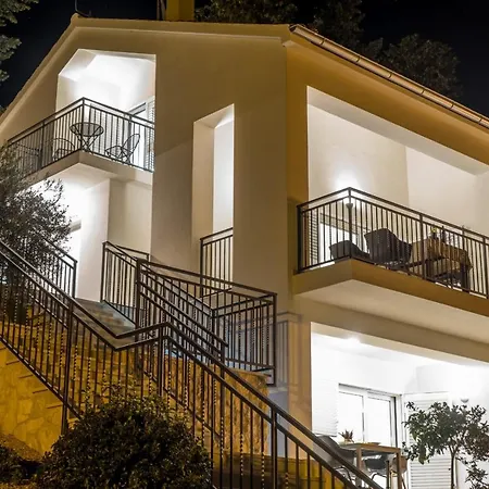 Exclusive Milahomes By The Sea, Boot Mooring And Private Parking Διαμέρισμα Mali Lošinj