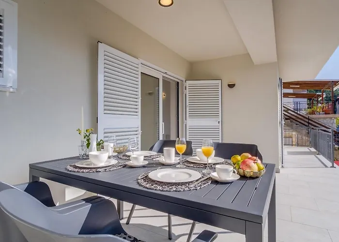 Exclusive Milahomes By The Sea, Boot Mooring And Private Parking * Mali Lošinj