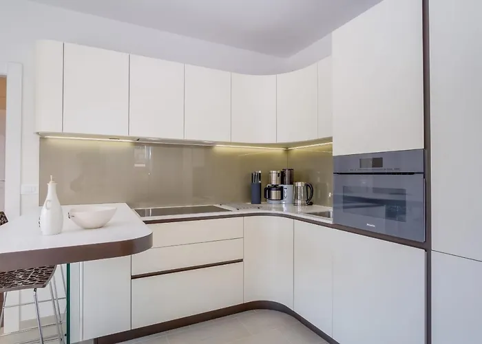 Exclusive Milahomes By The Sea, Boot Mooring And Private Parking Apartman
