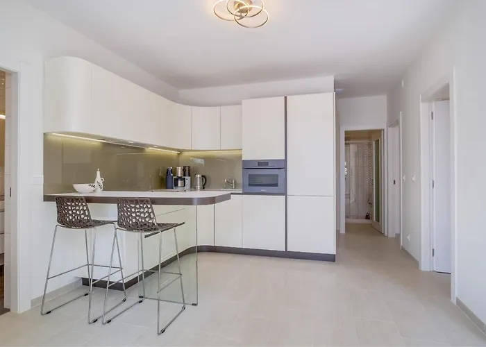 Apartman Exclusive Milahomes By The Sea, Boot Mooring And Private Parking