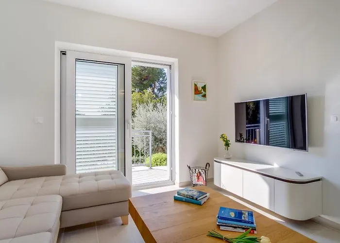 Apartman Exclusive Milahomes By The Sea, Boot Mooring And Private Parking